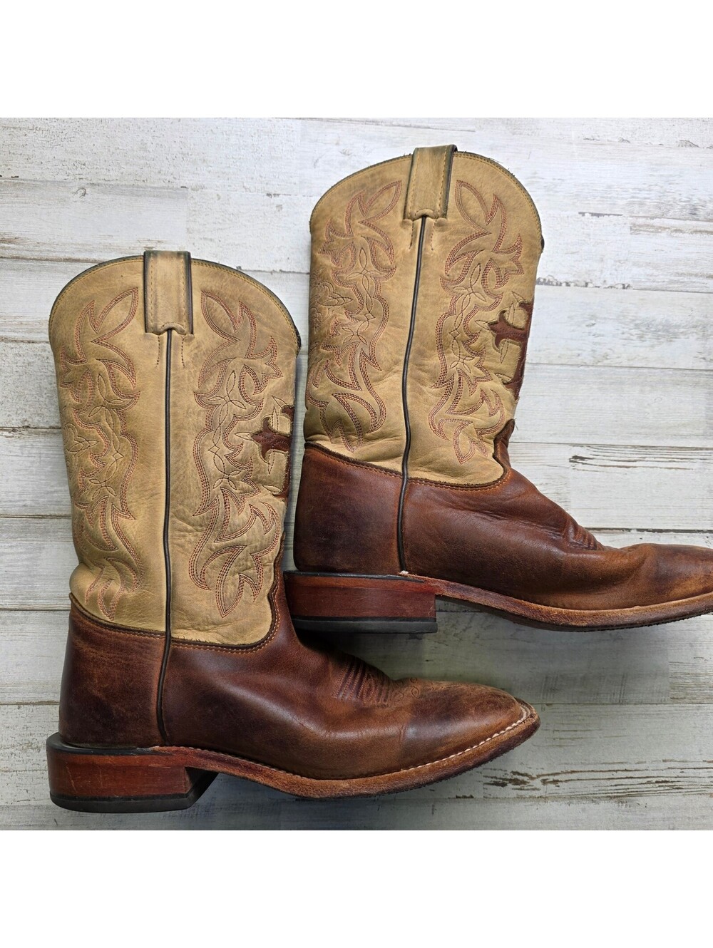 Tony Lama Western Cowboy Boots Size 6.5 B Brown Beige Leather Embroidered Cross